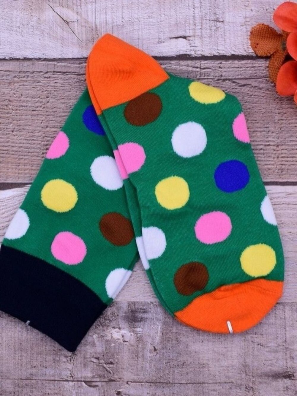 Miley Splash Womens Polka Dot Socks Colorful Dots on Green Orange Heel and Toe